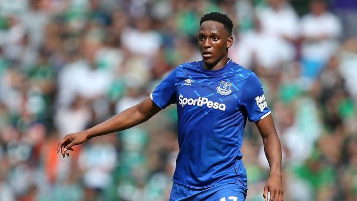 Yerry Mina sebut dia memainkan sepakbola terbaiknya di Everton. (Foto: Cathrin Mueller/Getty Images) Yerry Mina sebut dia memainkan sepakbola terbaiknya di Everton. (Foto: Cathrin Mueller/Getty Images)
