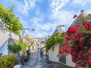 16 Kota Kecil Terindah Dunia 2024, Indonesia Peringkat Dua Nih!