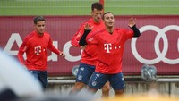 Potret latihan pertama Coutinho bersama klub barunya, Bayern Munich.