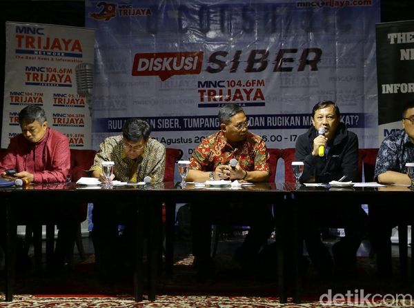Diskusi RUU Keamanan dan Pertahanan Siber