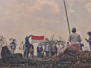 TETAP BERKIBARLAH BENDERA MERAH PUTIH KU