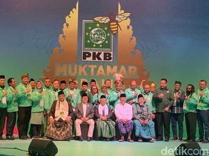 Tutup Muktamar PKB, Maruf Amin Foto Bareng Cak Imin hingga Para Kiai