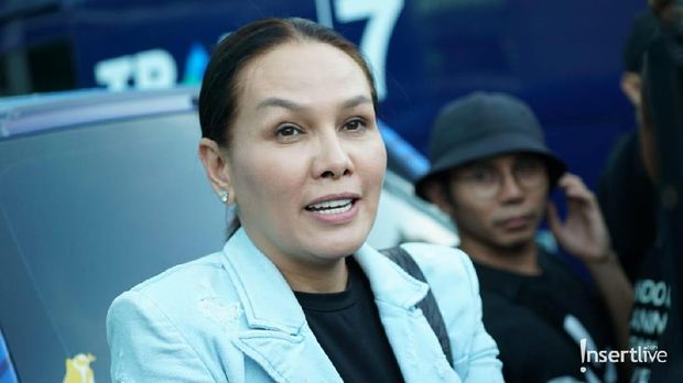 Fitri Salhuteru, sahabat Nikita Mirzani