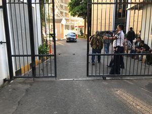 Cerita Saksi Saat Kantor DPP Golkar Dilempar Molotov