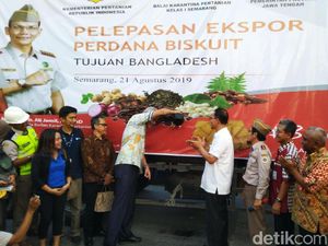 Perdana! Biskuit Gandum Asal Sragen Diekspor ke Bangladesh