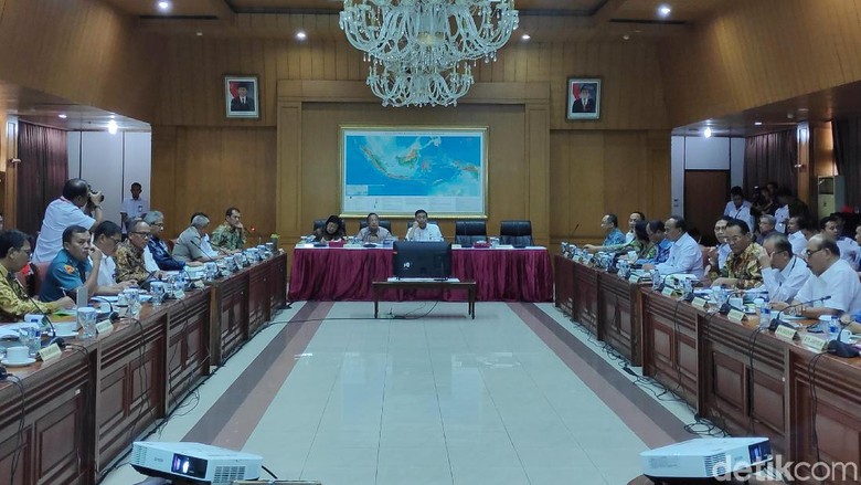 Wiranto, Darmin, dan Siti Nurbaya Rapat Bahas Pengendalian Karhutla