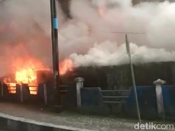 Penampakan Pasar Thumburuni di Fakfak Dibakar Pendemo