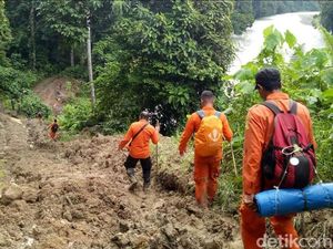 Pelajar di Aceh Hilang di Air Terjun saat Berkemah Bareng Keluarga Pelajar di Aceh Hilang di Air Terjun saat Berkemah Bareng Keluarga