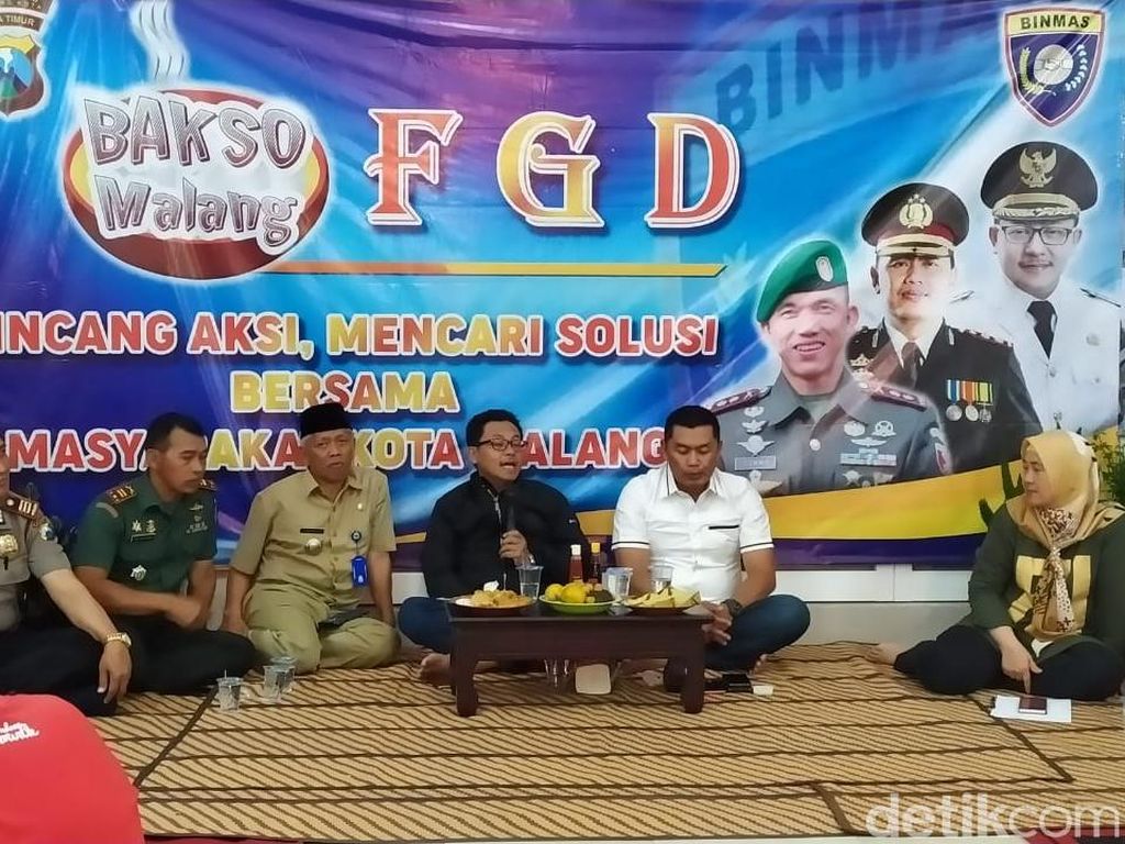 Cegah Persatuan Bangsa Pecah, Wali Kota Malang Ajak Warga Perangi Hoax Cegah Persatuan Bangsa Pecah, Wali Kota Malang Ajak Warga Perangi Hoax