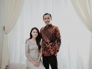 Kalah Saingan, Anwar BAB Tak Datang ke Nikahan Mas Pur dan Dwinda Ratna Kalah Saingan, Anwar BAB Tak Datang ke Nikahan Mas Pur dan Dwinda Ratna
