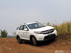 DFSK Berikan Subsidi PPnBM, Glory 560 Mulai Rp 202,5 Juta