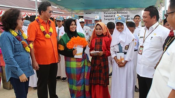Bank Mega Renovasi SMK Persada Kalimantan Timur