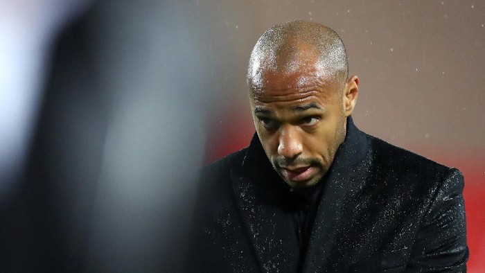 MONACO - NOVEMBER 06:  Thierry Henry, Manager of Monaco looks on during the Group A match of the UEFA Champions League between AS Monaco and Club Brugge at Stade Louis II on November 6, 2018 in Monaco, Monaco.  (Photo by Michael Steele/Getty Images)