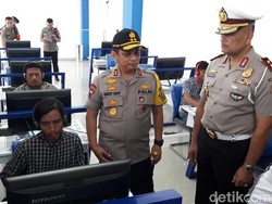 Resmikan Gedung Satpas SIM di Bekasi, Kakorlantas Minta Tingkatkan Pengawasan