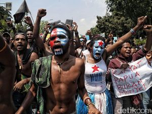 Suara Mahasiswa Papua dari Seberang Istana Merdeka