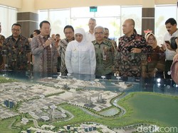 Gubernur Khofifah Kunjungi Kawasan Industri di Gresik, Ini Tujuannya