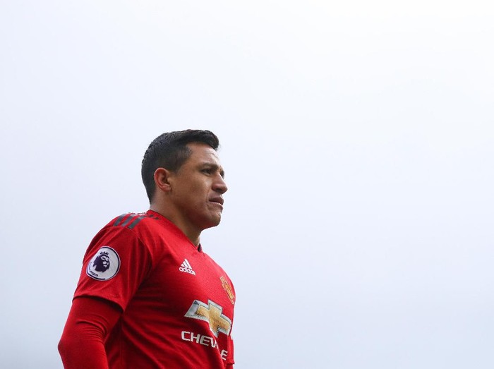 LONDON, ENGLAND - FEBRUARY 09:  Alexis Sanchez of Manchester United during the Premier League match between Fulham FC and Manchester United at Craven Cottage on February 09, 2019 in London, United Kingdom. (Photo by Catherine Ivill/Getty Images)
