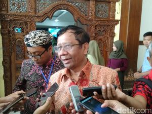 Mahfud Md soal Rusuh di Papua: Jangan Cari Siapa yang Salah, Bersatu Dulu