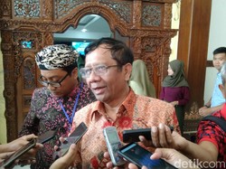 Mahfud Md soal Rusuh di Papua: Jangan Cari Siapa yang Salah, Bersatu Dulu
