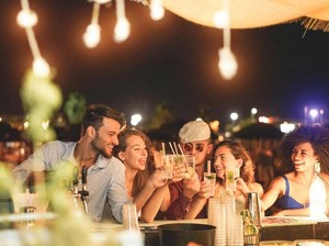 Aplikasi Kencan Online Gelar Pesta Unik, Tamunya Khusus Jomblo Aplikasi Kencan Online Gelar Pesta Unik, Tamunya Khusus Jomblo