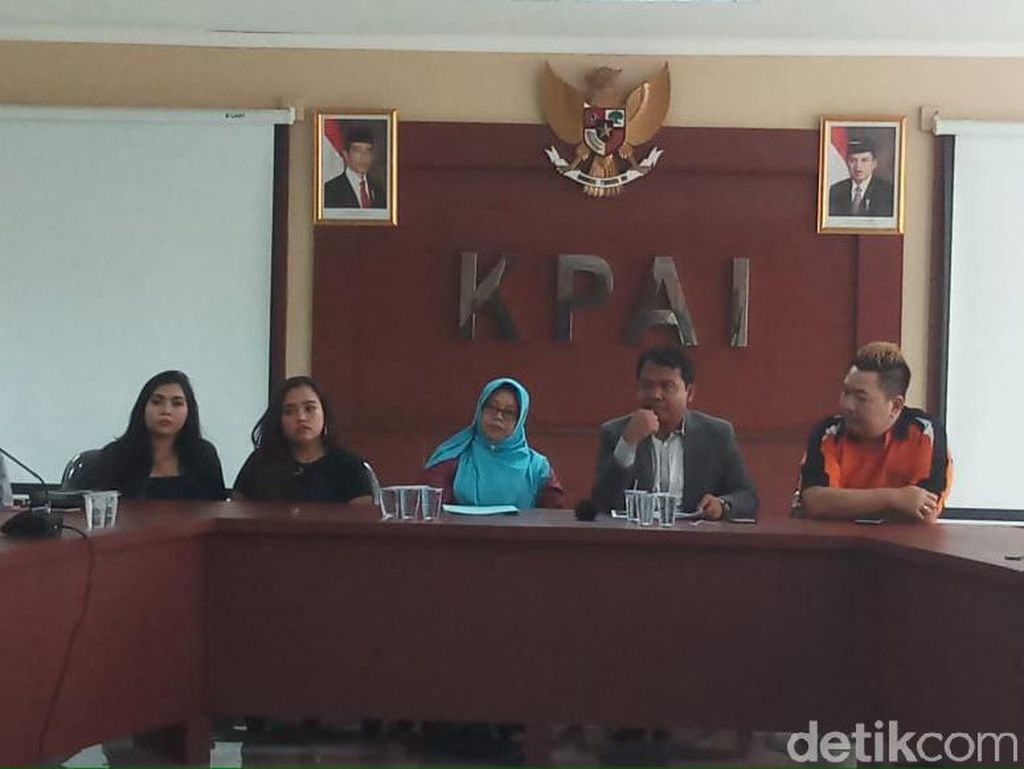 KPAI Minta Duo Semangka Perhatikan Asas Kesusilaan KPAI Minta Duo Semangka Perhatikan Asas Kesusilaan