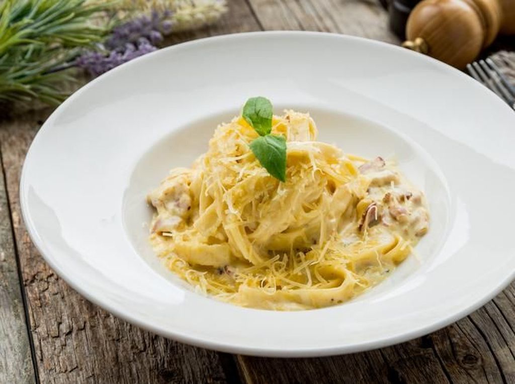 Resep Cara Membuat Fettucine Alfredo Seperti Buatan Restoran Resep Cara Membuat Fettucine Alfredo Seperti Buatan Restoran