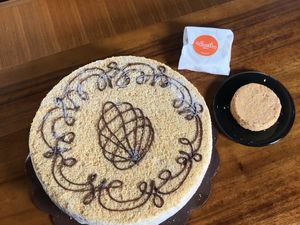 Kue Khas Eropa dan Japonaise Ice Cream Vineth Bakery yang Legendaris