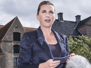 Serangan Kejutan ke PM Denmark di Alun-alun Kopenhagen