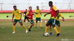 Melihat Persiapan Persebaya Jelang Menjamu Persija