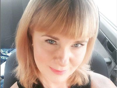 Cantiknya Deretan Ibu Awet Muda yang Dipamerkan Anaknya di Media Sosial