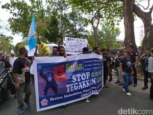 Prihatin Kasus di Surabaya, Mahasiswa Papua Gelar Aksi Damai di Bali