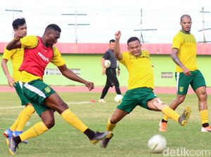 Melihat Persiapan Persebaya Jelang Menjamu Persija