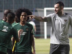 Berkaca Saddil, Simon Hadiahkan Alarm kepada Bagus Kahfi