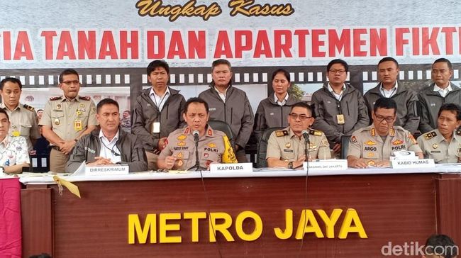 Berita Polisi Tangkap Sindikat Penipuan Apartemen Fiktif di Tangsel Selasa 16 April 2024