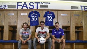 Vinales dan Crutchlow Menuju Silverstone, Belok Dulu ke Stamford Bridge