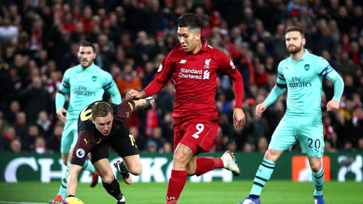 Roberto Firmino mencetak hat-trick ke gawang Arsenal (Clive Brunskill/Getty Images)