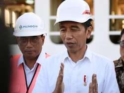 Warga Panik Belanja Imbas Corona, Jokowi Ingatkan Puasa