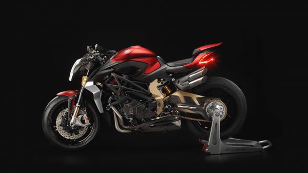 MV Agusta Brutale 1000 Makin Kece!