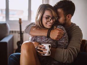 7 Pertanyaan untuk Pacar, Bisa Buktikan Seberapa Setianya Si Dia Denganmu 7 Pertanyaan untuk Pacar, Bisa Buktikan Seberapa Setianya Si Dia Denganmu