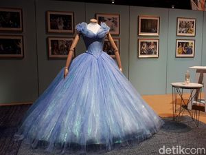 Melihat Detail Kostum Disney Dipamerkan di D23 Expo 2019 Melihat Detail Kostum Disney Dipamerkan di D23 Expo 2019