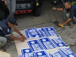 Tangkuban Perahu Waspada, Relawan-BPBD Pasang Penunjuk Jalur Evakuasi