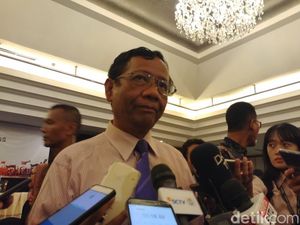 Mahfud Md: Menurut Hukum Tata Negara Pemindahan Ibu Kota Wewenang Presiden Mahfud Md: Menurut Hukum Tata Negara Pemindahan Ibu Kota Wewenang Presiden