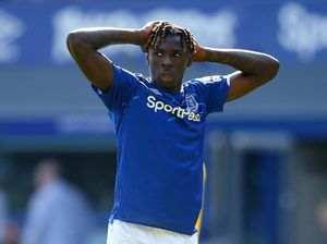 Duh! Striker Everton Ini Malah Gelar Pesta di Tengah Lockdown