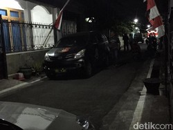 Densus 88 Tangkap 3 Terduga Teroris di Blitar