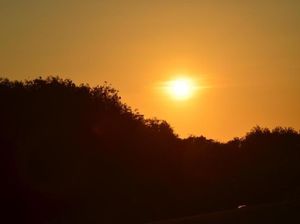 Lentera Merah di Gumuk Pasir Yogyakarta