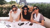 Gaya Mewah Nindy Girls Day Out Bareng Ashanty dan Ririn Ekawati di Paris