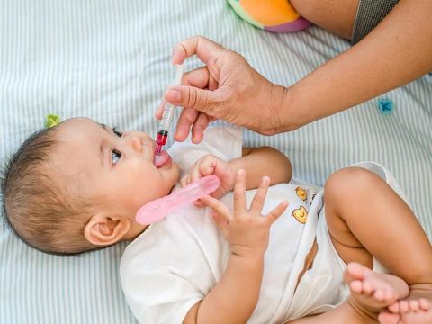 Amankah Memberikan Ibuprofen Saat Anak Demam?