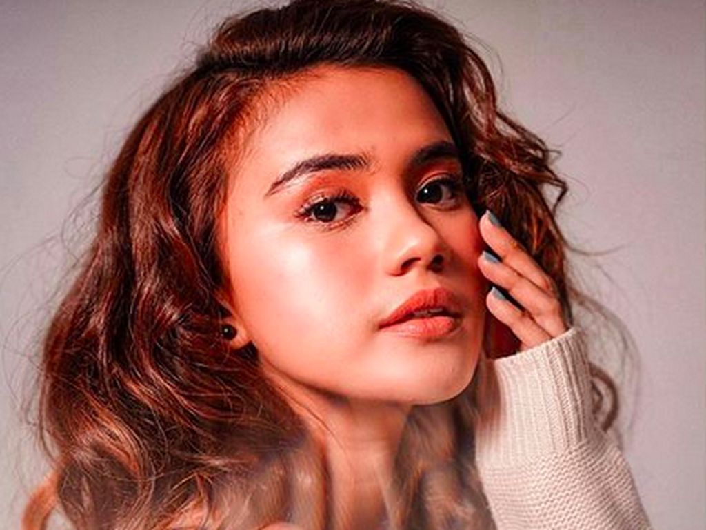 Wow, Audi Marissa Makin Mirip Selena Gomez Aja Nih! Wow, Audi Marissa Makin Mirip Selena Gomez Aja Nih!