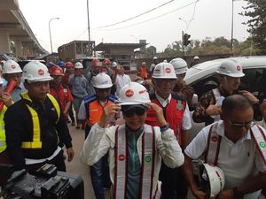 Rini Cek Proyek LRT Jabodebek yang Mau Diuji Coba