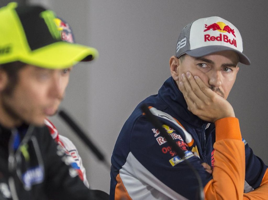 Badai Cedera Bikin Lorenzo Galau Badai Cedera Bikin Lorenzo Galau